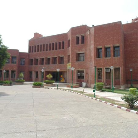 Ymca Greater Noida Programme Centre Vandrehjem Delhi  Eksteriør billede
