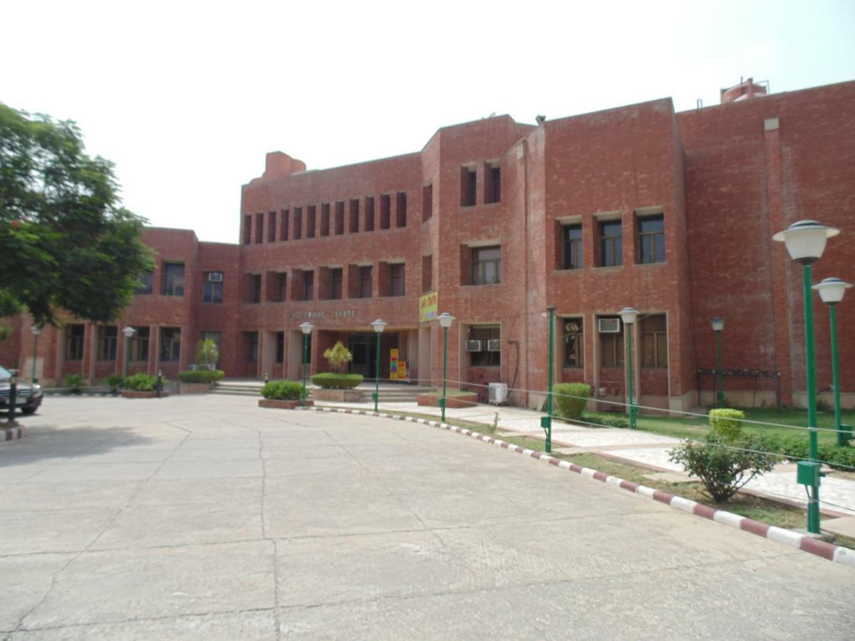 Ymca Greater Noida Programme Centre Vandrehjem Delhi  Eksteriør billede